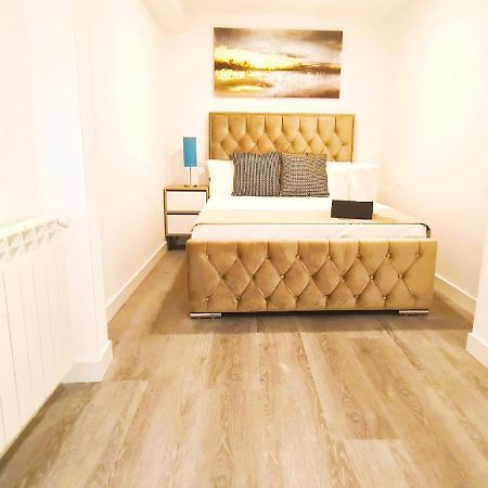Ave Maria Apartment Madrid Buitenkant foto